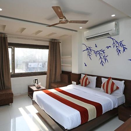 Airport Hotel Daya Capitol New Delhi Eksteriør bilde