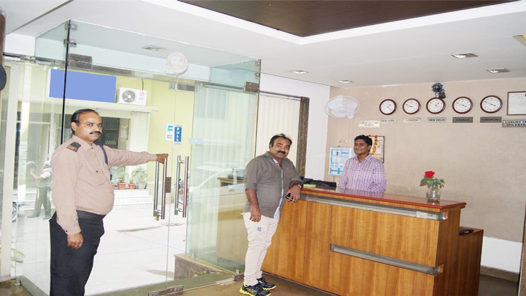 Airport Hotel Daya Capitol New Delhi Eksteriør bilde