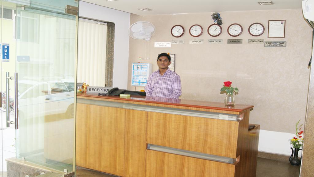 Airport Hotel Daya Capitol New Delhi Eksteriør bilde