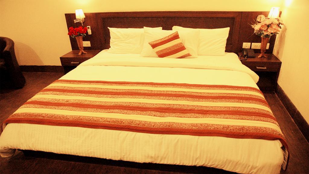 Airport Hotel Daya Capitol New Delhi Eksteriør bilde