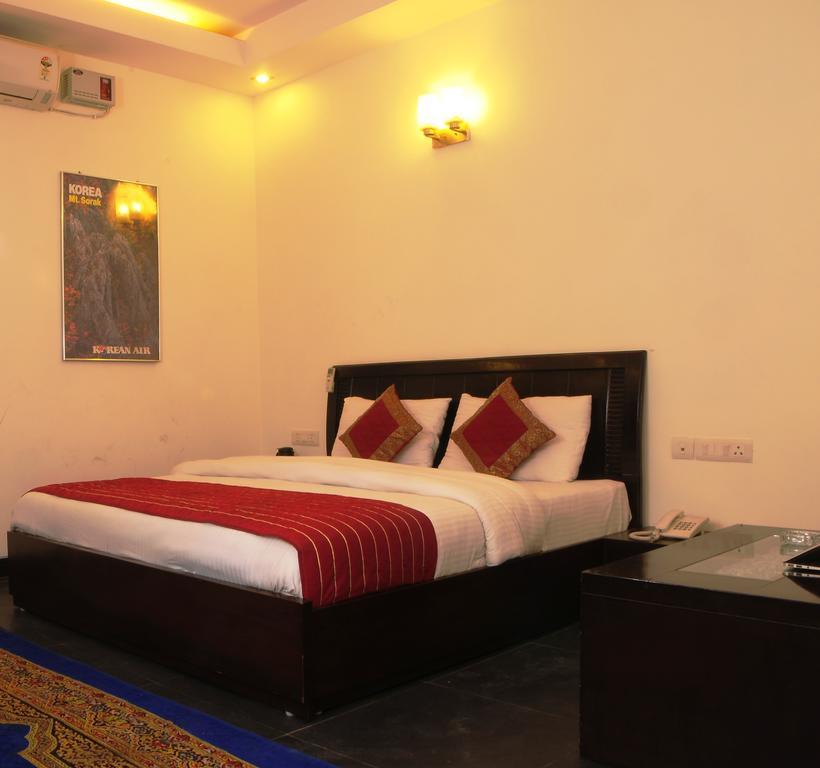 Airport Hotel Daya Capitol New Delhi Eksteriør bilde
