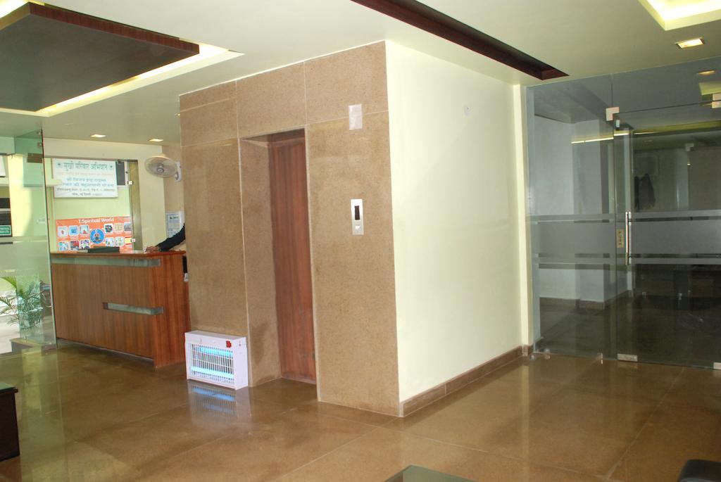 Airport Hotel Daya Capitol New Delhi Eksteriør bilde