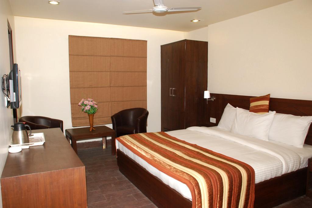 Airport Hotel Daya Capitol New Delhi Eksteriør bilde