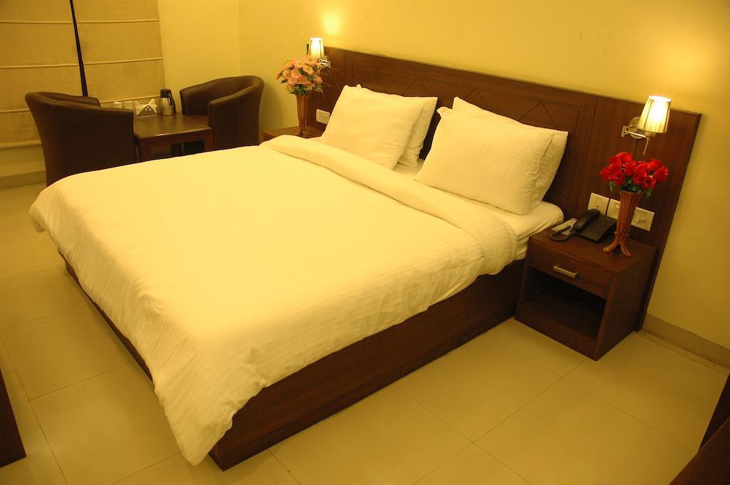 Airport Hotel Daya Capitol New Delhi Eksteriør bilde