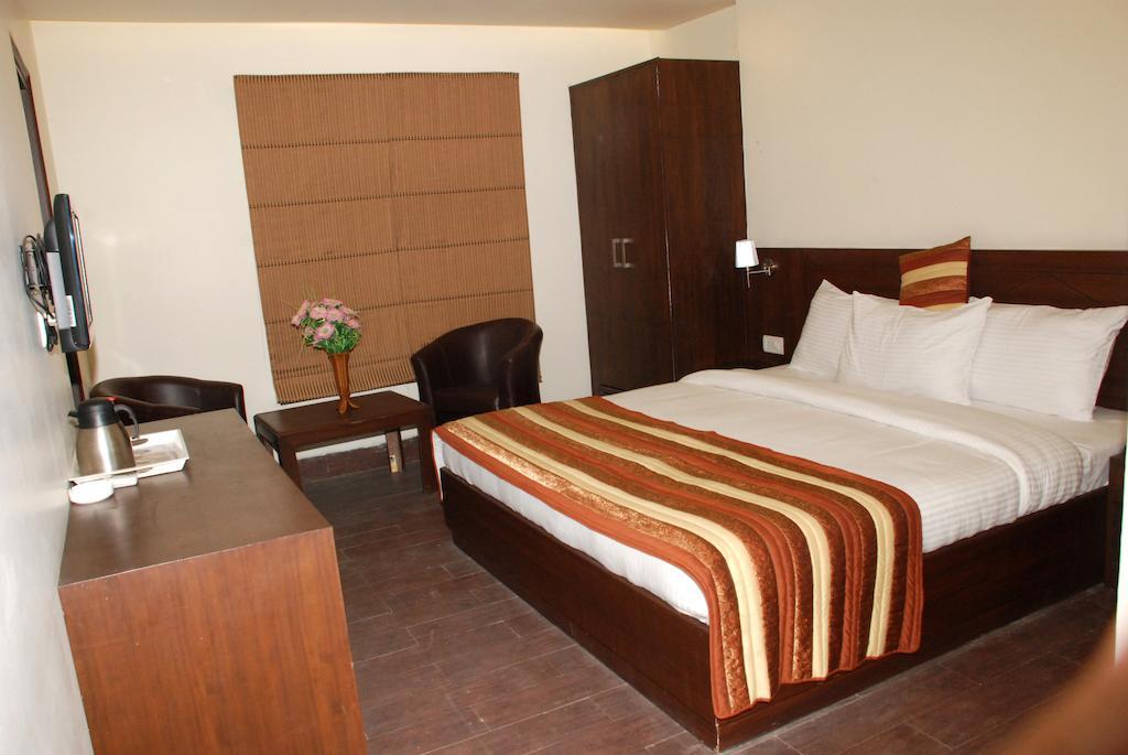 Airport Hotel Daya Capitol New Delhi Rom bilde