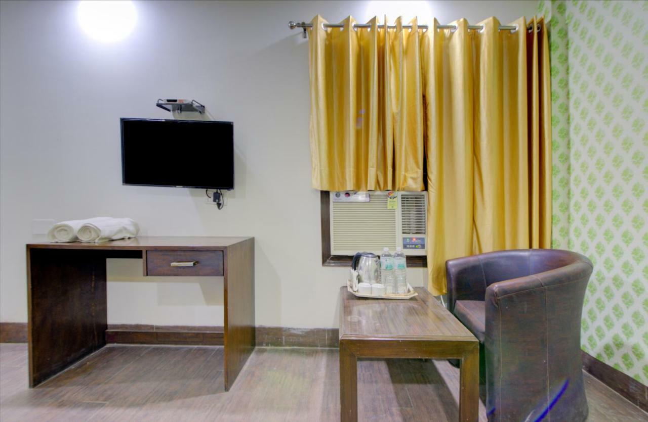 Airport Hotel Daya Capitol New Delhi Eksteriør bilde