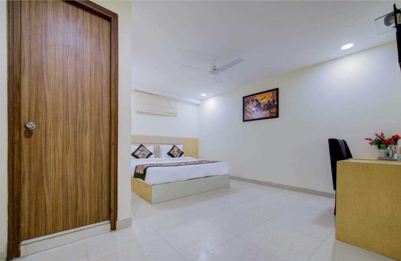 Airport Hotel Daya Capitol New Delhi Eksteriør bilde