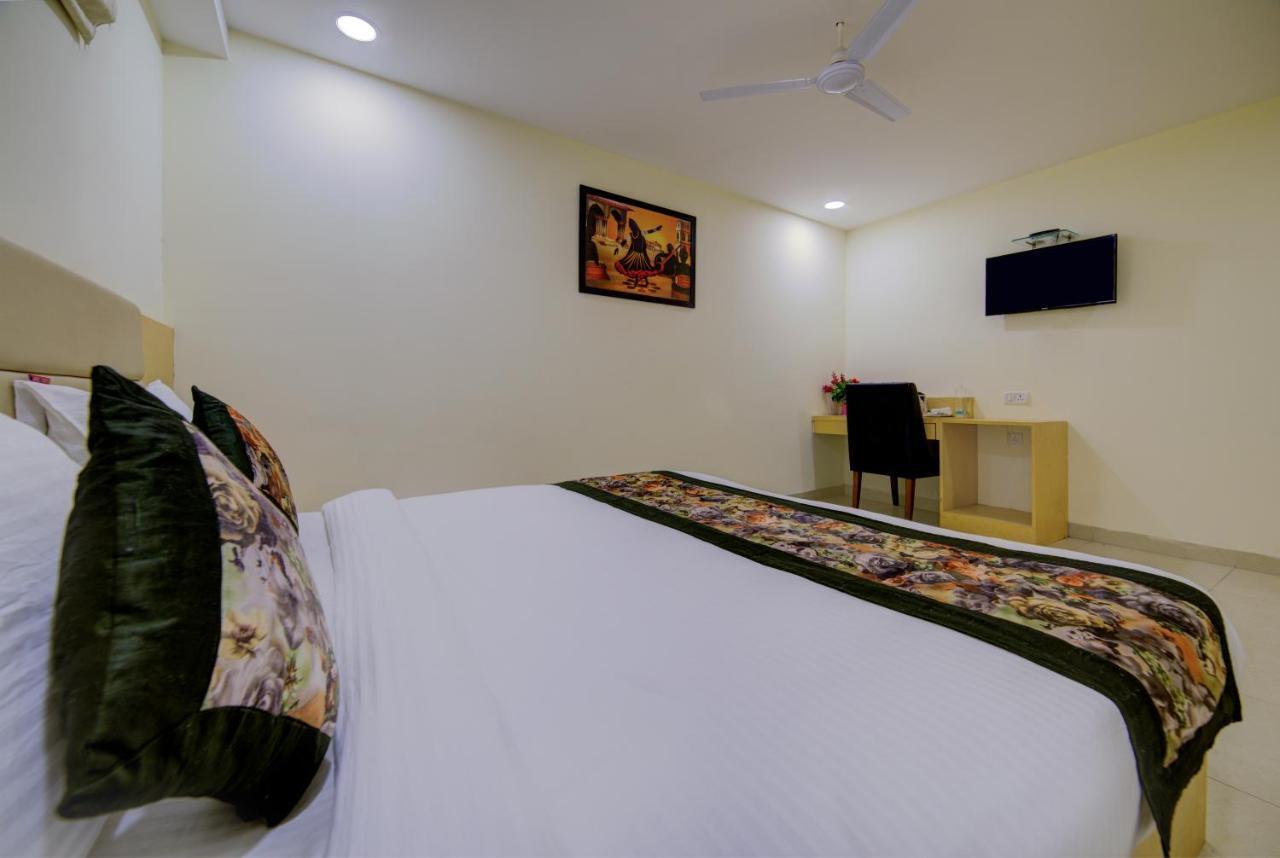 Airport Hotel Daya Capitol New Delhi Eksteriør bilde