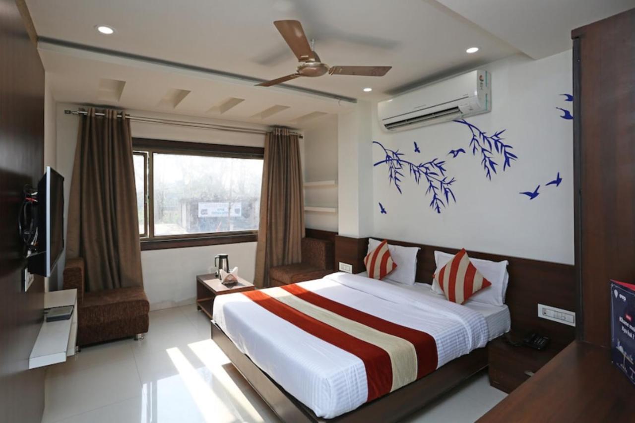 Airport Hotel Daya Capitol New Delhi Eksteriør bilde